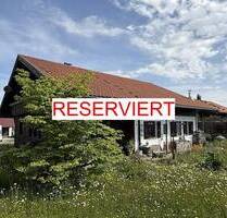 Liebhaberstück: Besonderes Einfamilienhaus mit Einliegerwohnung in Randlage mit Säntisblick - Argenbühl Christazhofen