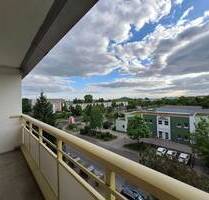 Sommerlicher Balkon - frisch renoviert und Einbauküche - Görlitz Königshufen