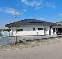 Stilvoller KfW 40-Bungalow mit Einliegerwohnung in Taufkirchen! - Falkenberg