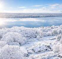 Familiensitz in bester Lage von Berg. Zentral, ruhig und mit Seeblick.