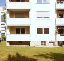 Geräumige 2 Zimmer Hochparterrewohnung mit Balkon - Augsburg Haunstetten - Ost