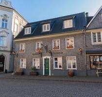 Exklusive Rarität: Denkmalgeschütztes Wohn- und Geschäftshaus - Mettmann Oberstadt / Jubiläumsplatz