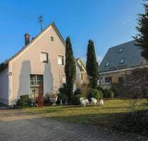 Jetzt zuschlagen! Mehrgenerationenhaus - großzügiges Zweifamilienhaus mit extra Baugrundstück - Oberndorf am Lech