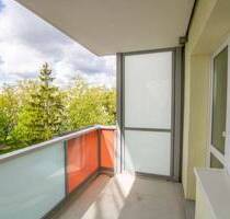 3-Raumwohnung mit Balkon! - 377,00 EUR Kaltmiete, ca.  60,70 m² Wohnfläche in Halle (Saale) (PLZ: 06128) Südstadt