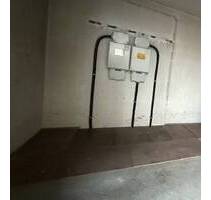 Lager (T), Im UG vom Bürogebäude, sicher und trocken ! Gute Verkehrsanbindung! - Mainz Hechtsheim