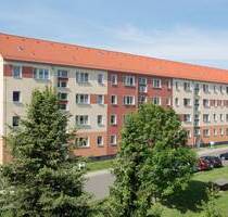 Beliebte Wohnlage Plossen: 3RWE mit Balkon und Badewanne - Meißen