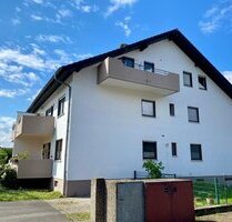 Hier macht Wohnen Freude: Helle 3-Zimmer-Dachgeschosswohnung in beliebter Wohnlage von Walldorf!