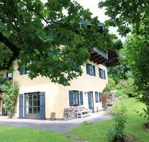 Roitham Gemeinde Seeon-Seebruck - Landhaus in zauberhaftem Grundstück