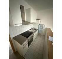 Gemütliche 2-Zi. mit EBK, SP, Balkon und Laminat in ruhiger Lage! - Zwickau Niederplanitz