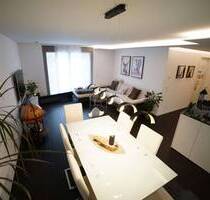 Sehr schöne 4-Zimmer-EG-Wohnung mit gehobener Innenausstattung - Stuttgart Zuffenhausen - Im Raiser