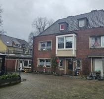 Großzügiges EFH mit drei Garagen und Ausbaumöglichkeiten - Gelsenkirchen Horst