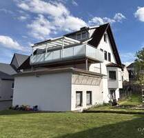 Sehenswerte 5 Zimmer-Maisonette-Wohnung im 3-Familienhaus! - Böblingen Dagersheim / Hulb