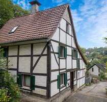 Fachwerkidylle mit Weidefläche kleines Haus, großes Grundstück - perfekt für Tier- und Naturfreunde - Hagen Hohenlimburg