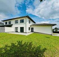 Moderne Doppelhaushälfte (EEK A+) auf sonnigem Grundstück in schönem Wohngebiet! - Oberschneiding