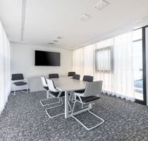 Voll ausgestatteter privater Büroraum für Sie und Ihr Team 20 sqm in Regus Universitätscampus Lübeck