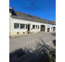 Zweifamilienhaus mit Gewerbeanteil: Halle, Werkstatt, Garagen, über 800m² Gesamtfläche - Mandelbachtal Ormesheim
