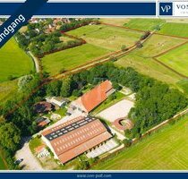 Küstennaher Reiterhof mit Reithalle und 5 Ferienwohnungen plus 7 ha. Land - Wangerland Wiarden