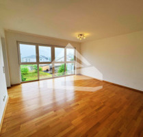 Moderne 2-Zimmer-Wohnung mit Balkon und Garage in Föhren zu vermieten!