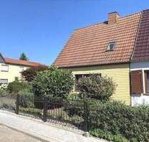 DHH mit schönem Garten in Eisleben