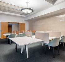 Buchen Sie einen reservierten Coworking-Arbeitsplatz oder Hot Desk in Regus Puschkinplatz - Gera Innenstadt