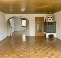 Freistehende, attraktives 2-Familien-Haus mit großer Garage - St. Georgen Peterzell