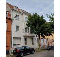 Stilvolles Stadthaus mit 13 Apartments, 1 Aufenthaltsraum, Innenhof und Garage, in von Saarbrücken Nähe Beethovenplatz und Innenstdt