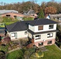 ***KLEINES MEHRFAMILIENHAUS AUF ERBPACHT ZU VERKAUFEN***ROSENGARTEN-SIEVERSEN***