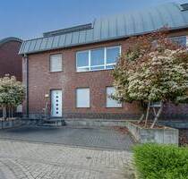 Moderne, geräumige Etagenwohnung mit Balkon in Selfkant - Süsterseel! - Selfkant / Süsterseel