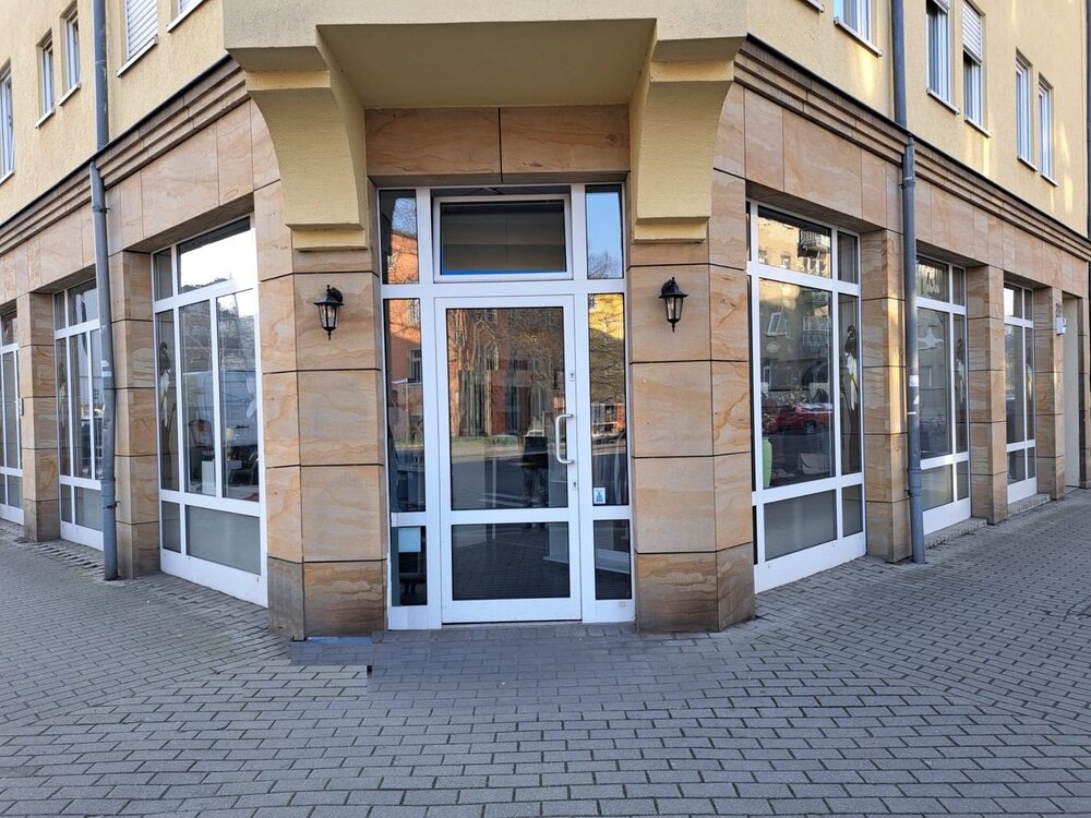 Eckladen mit großzügiger Schaufensterfront in Striesen - Dresden Striesen-West