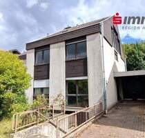 Großes, modernisierungsbedürftiges Einfamilienhaus mit 5 Schlafzimmern und drei Bädern in Richterich - Aachen