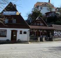 Einfamilienhaus ca. 125 qm WF, Grund 265 qm - 1 separate Garagen zum anmieten - Himmelkron Lanzendorf