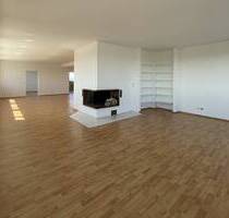 Großzügige DG-Wohnung - grandioser Ausblick - Laupheim