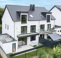 Geräumige 6-Zimmer-Doppelhaushälfte mit gehobener Innenausstattung in Meerbusch Am Blumenfeld 23a