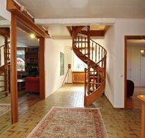 familiengerechtes Einfamilienhaus auf traumhaftem Grundstück - Hamburg-Bergstedt