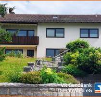 Schönes Zweifamilienhaus in begehrter Siedlungslage von Viechtach
