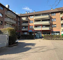 OHNE COURTAGE: Modernisierte 3-Zimmer-Wohnung mit zwei Balkonen, neuer EBK und eigenem TG-Stellplatz - Hamburg Niendorf