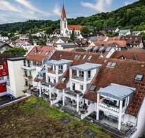 Charmante 2-Zimmer-Wohnung in zentraler Lage und mit Alpen­sicht - Gailingen am Hochrhein