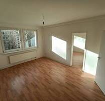 Wäre das was für Sie? Eine hübsche Zwei-Zimmer-Wohnung ist frei - Chemnitz Gablenz 246