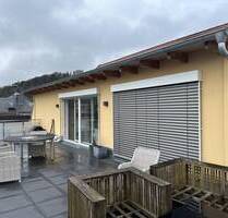 Zwangsversteigerung - Modernisierte Dachgeschosswohnung mit Terrasse und gehobener Ausstattung! - Pegnitz