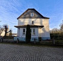 Kombination aus Gewerbe-Wohnraum: Ideal für Wohnen und Arbeit unter einem Dach - Niederhausen Niedernhausen