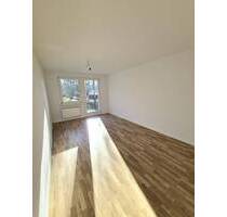 Ihr neues Zuhause! Helle Drei-Zimmer-Wohnung mit Balkon - Chemnitz Gablenz 246