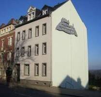 Augustusburg: gemütliche 2-Raum-Wohnung, Bad mit Wanne, Garten, EBK und Stellplatz möglich