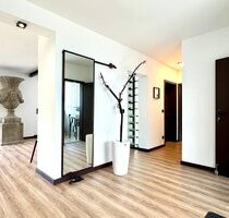 Kernsaniertes Traumhaus mit Einliegerwohnung, Sauna, Balkon, Garten, extravagante Bäder. - Erkrath