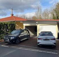 Freistehendes Einfamilienhaus mit Einliegerwohnung in Erlangen-Bruck - Erlangen / Bruck
