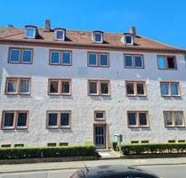 Modernisierte 3 Zimmerwohnung mit Einbauküche am Rande des Mühlberggebietes - Kitzingen