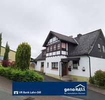 Offenbach: Geräumiges Wohnhaus mit separater Gewerbeeinheit - Mittenaar / Offenbach (Dillkreis)