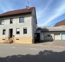 TOP-GELEGENHEIT! Einfamilienhaus mit Doppelgarage in Seesbach zu verkaufen