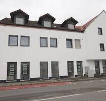 Kernsanierte 3 Zimmer-Wohnung mit Balkon - KfW-40 - Straubing