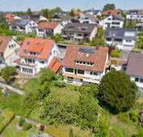 +++ Zweifamilienhaus mit toller Aussicht und viel Potenzial! +++ - Winnenden Höfen