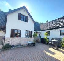 Doppelhaus in ruhiger, familienfreundlicher Lage - Regensburg Konradsiedlung - Süd
